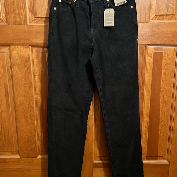 Levi's Women's Wedgie Straight Jeans Caviar-Corduroy, Size Regular 25 x 28 - Picture 5 of 6